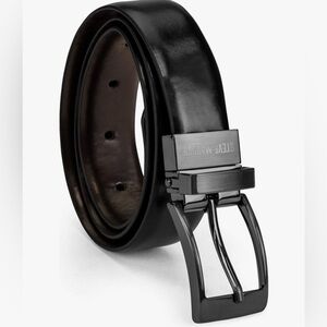 Steve Madden Boys Reversible Black Brown Belt with Gun Metal Buckle in Size 30 L